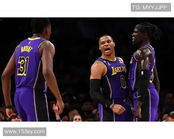 湖人队与掘金队激战正酣2018年10月26日精彩回顾与赛后分析